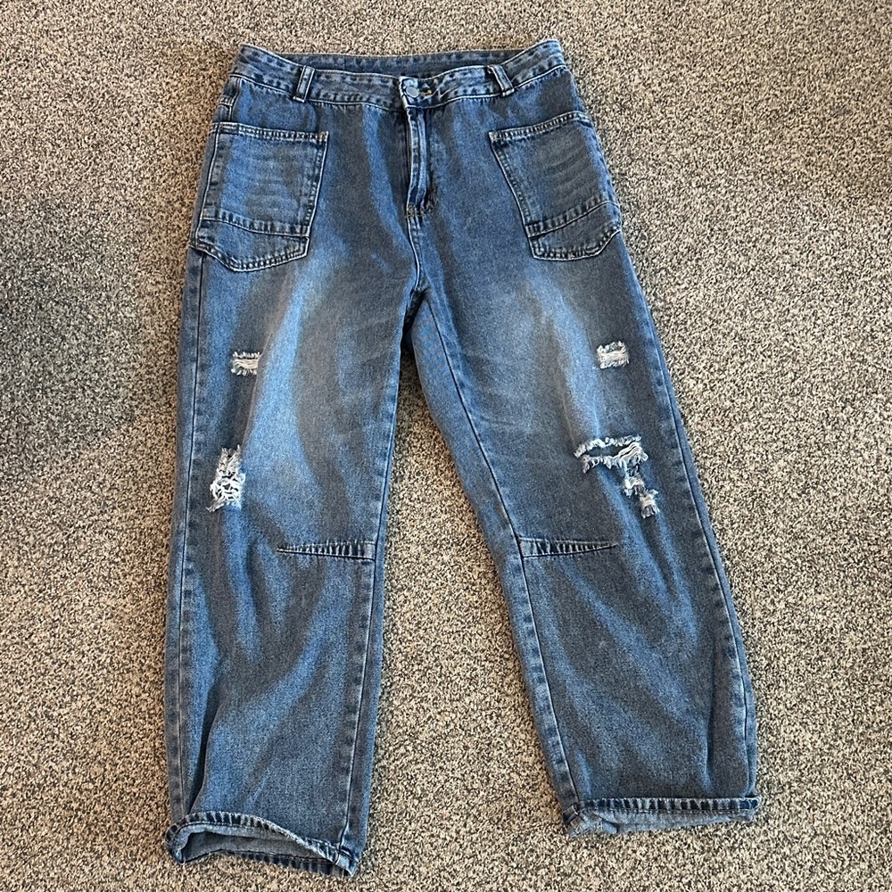 SHEIN Women's Blue Relaxed Distressed Jeans